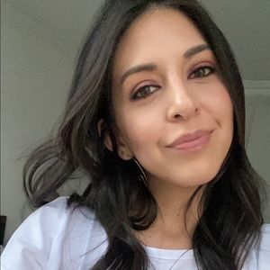 Meet your Posher, Daniela